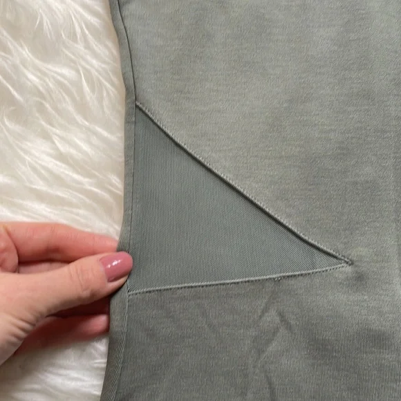 French Connection dress like new with mesh details - Picture 4 of 10